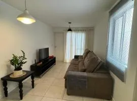 Excelente apartamento com duas suítes na Praia Brava