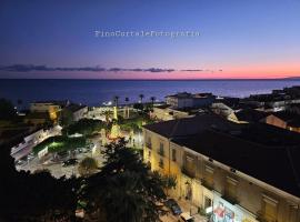 Hotel Mediterraneo, hotel v destinácii Roccella Ionica