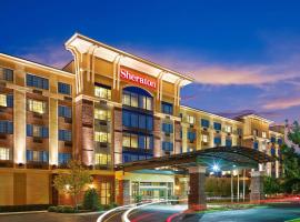 Sheraton Augusta Hotel, отель в Огасте