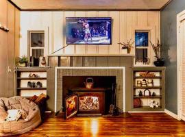 3B Hot Tub, 4mi from Sequoia, Arcade Games, Foosball、スリー・リバーズのホテル
