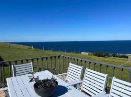 Family Holiday home with Ocean View