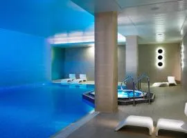 Lingfield Park Marriott Hotel & Country Club