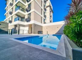 Apartamento ampla sacada vista mar e piscina em Matinhos PR
