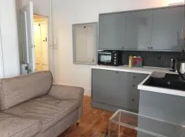 4 Compact Studio - Prime Location - Quiet
