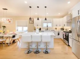 Renovated 4BR & 3BA Boston Home with Laundry near Franklin Park 601