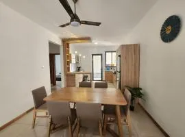 Stunning modern luxury 3-Bedroom Apart with pool flic en flac