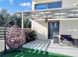 LIVAS Residence