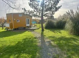La tiny house Luna、Villefranche-de-Lonchatのタイニーハウス