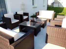 Location maison à 400m de la plage, hotel v destinaci Penvins