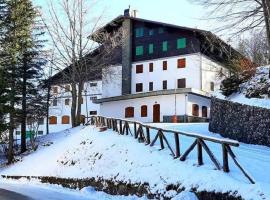 Appartamento Monolocale La mia Casina di Montagna, κατάλυμα με κουζίνα σε Abetone