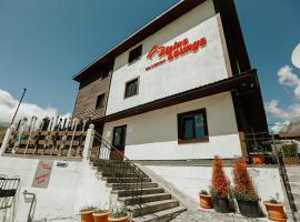Alpine Lounge Boutique Hotel, hotel sa Kazbegi