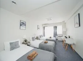 4 minutes walk from Shibuya Station 3 beds