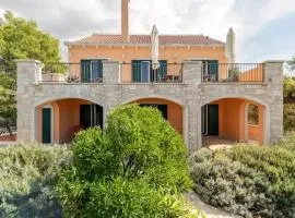 Villa Asteroi'dea - Tiha Mala