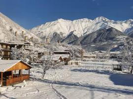 Bala's House, hotel with parking in Mestia