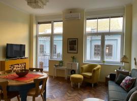 Ergzotic Apartments & Room, hotel in Sombor