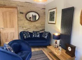 Weavers Rest - New Boutique Retreat in Central Skipton with Parking