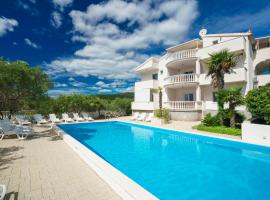 Apartments House Rina - 2, hotel em Vodice