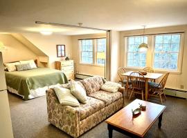 Peaceful Mtn Studio Pet-friendly, hotel que acepta mascotas en Woodstock