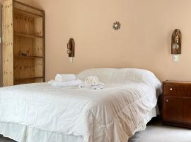 Mi Universo、ビージャ・クーラ・ブロチェロのホテル