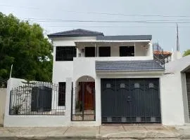 Casa familiar céntrica