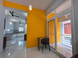 G6 Gayathri Enclave Fully furnished 2 bedroom Apartment - poojapura、トリバンドラムのホテル