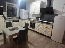 Work and Stay Plettenberg für 5 Personen 2 Schlafzimmer große Wohnküche, Bad und Balkon