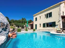 The Hidden Treasure Village - Villa Olka, Hotel in Grabovac