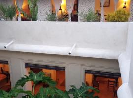 Madakani House, hotel em Lamu