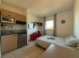 Le clos d'Aix studio 302 parking et piscine gratuite