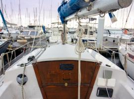 Voile d'Écume - Douce Nuit sur l'Eau, hotel i Gruissan