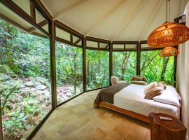 The Nest Unique Jungle Retreat, hotel Barúban