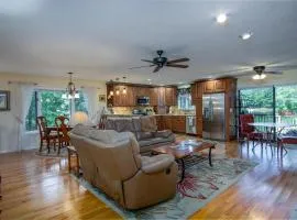 Connestee Lakefront Retreat
