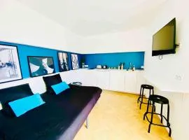 Fully equipped luxury studio Center and beach 5 min away
