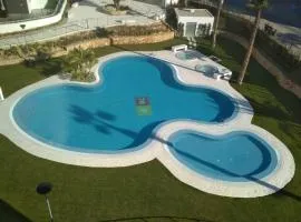 Moderno apartamento con piscina R35 by Novadesta