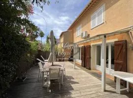 Appartement plain-pied avec terrasse proche de la plage du Canadel