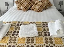 Traeth Rooms