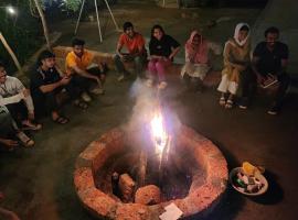 Aaroha Hilltop Backpackers Hostel, hostel em Gokarna