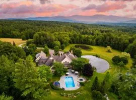 Magnificent Estate Nestled In Picturesque Stowe
