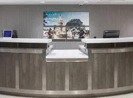 Residence Inn Kansas City Country Club Plaza