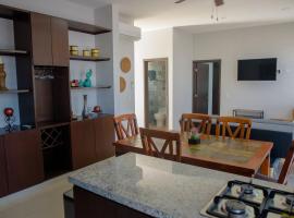 2br/2ba Condo 1 block to ocean! - Unit 6, apartm&aacute;n v rezidenci v destinaci Mazatl&aacute;n