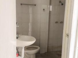 HOSTEL Las Colinas, hostal o pensi&oacute;n en Acapulco