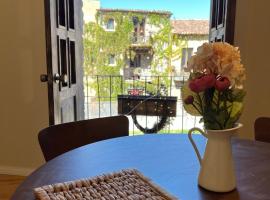 Loft Santorino 2 Valquirico, ξενοδοχείο σε Nativitas