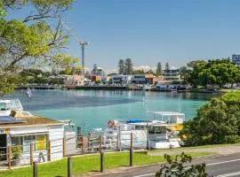 Lakeside Dreaming Wifi Netflix Full Air Con