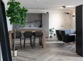 Xl Newly Built Nature Villa, Wifi