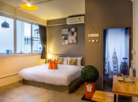 Love CNX Guesthouse, hotel em Chiang Mai