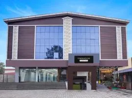 Super Townhouse Selaqui Chakrata Road