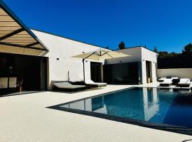 Villa Romy face au Ventoux Piscine et Spa