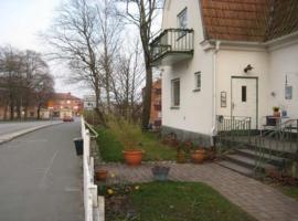 Kronans B&B, hotel em Hässleholm