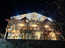 Ch'i Soulstone HomeStay, hotel in zona Aeroporto di Bhuntar - Kullu Manali - KUU, Sainj