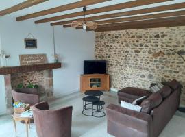 Family home for 14 people, hotel in Blainville-sur-Mer
